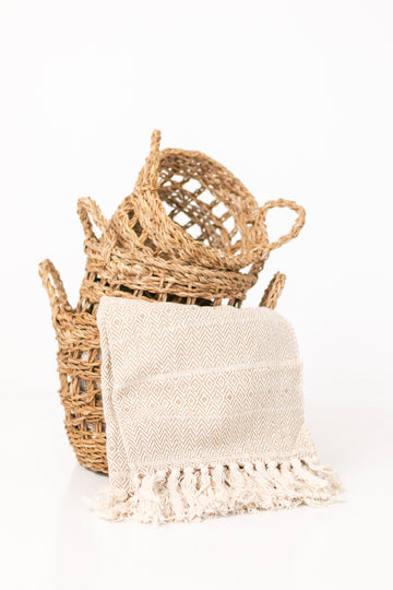 Hogla Cutout Basket Small